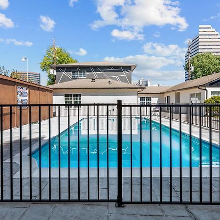 Spacious 1Br Galleria Apt With Pool & Free Park Houston Bagian luar foto